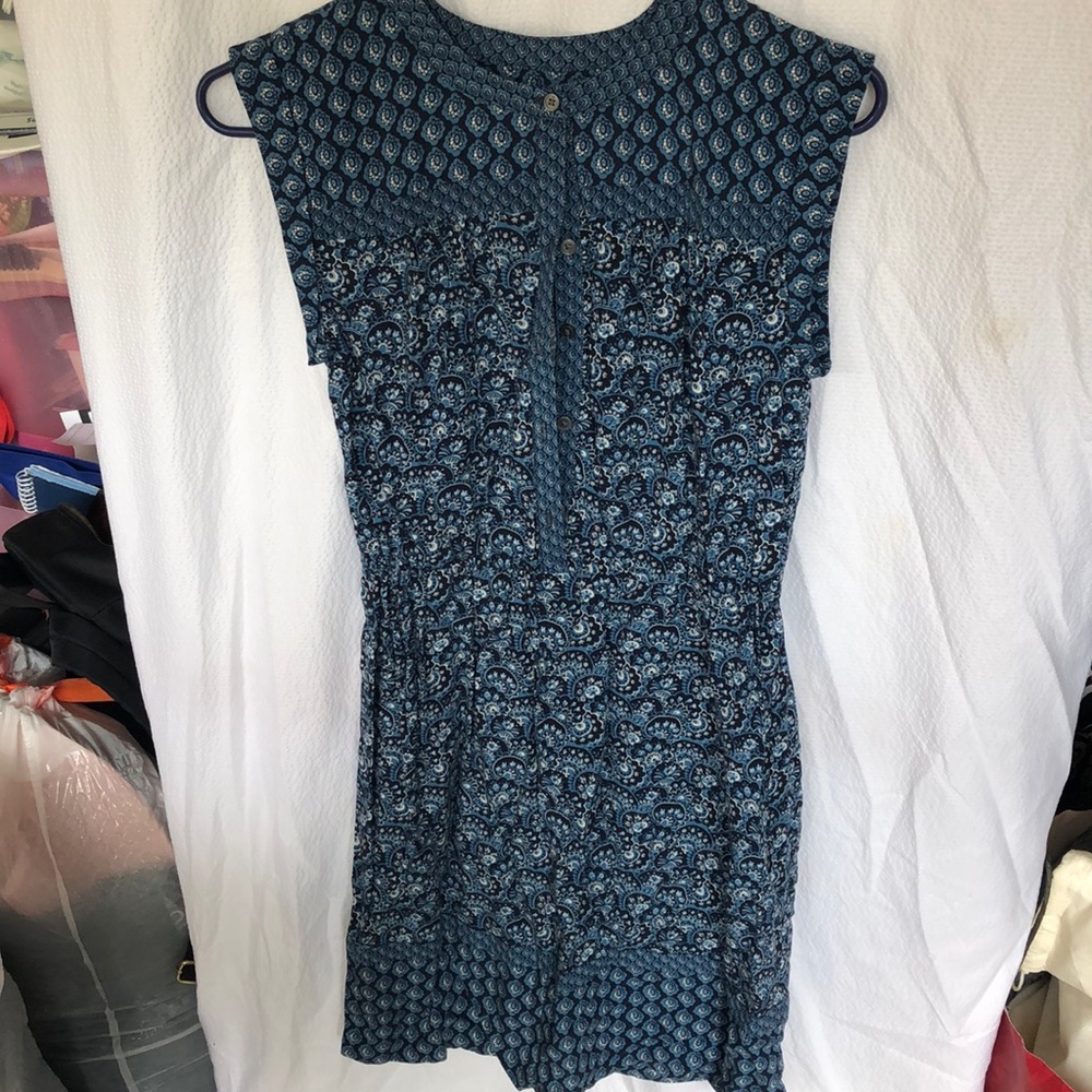 Ladies pattern dress